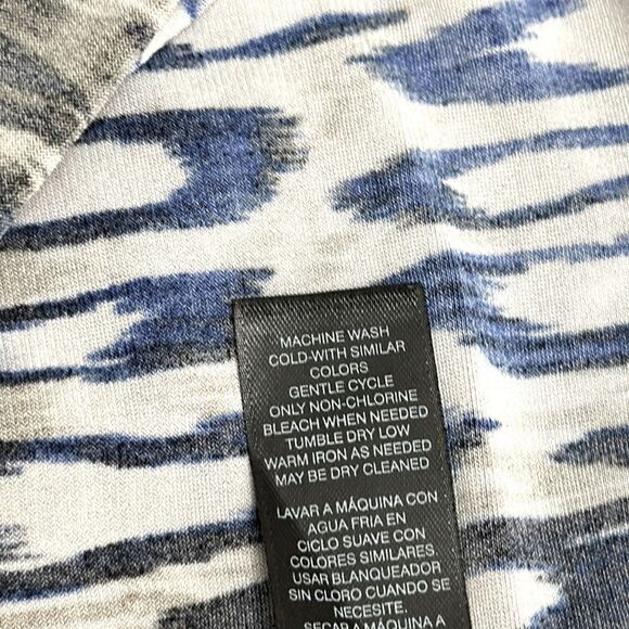 Chico’s Travelers Tunic Size 1 (8) Top Medium NWOT - Picture 14 of 16